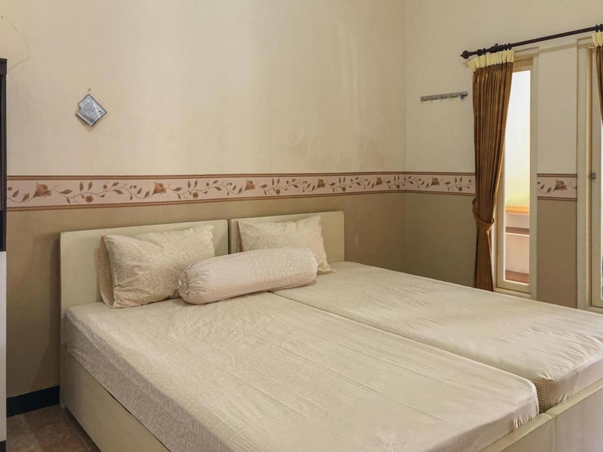 Reddoorz Syariah Near Pasar Sleko Hotel Madiun