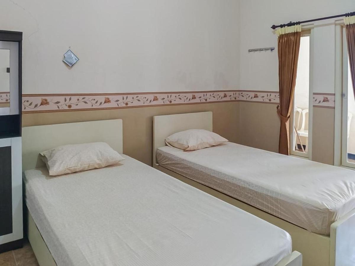 Reddoorz Syariah Near Pasar Sleko Hotel Madiun